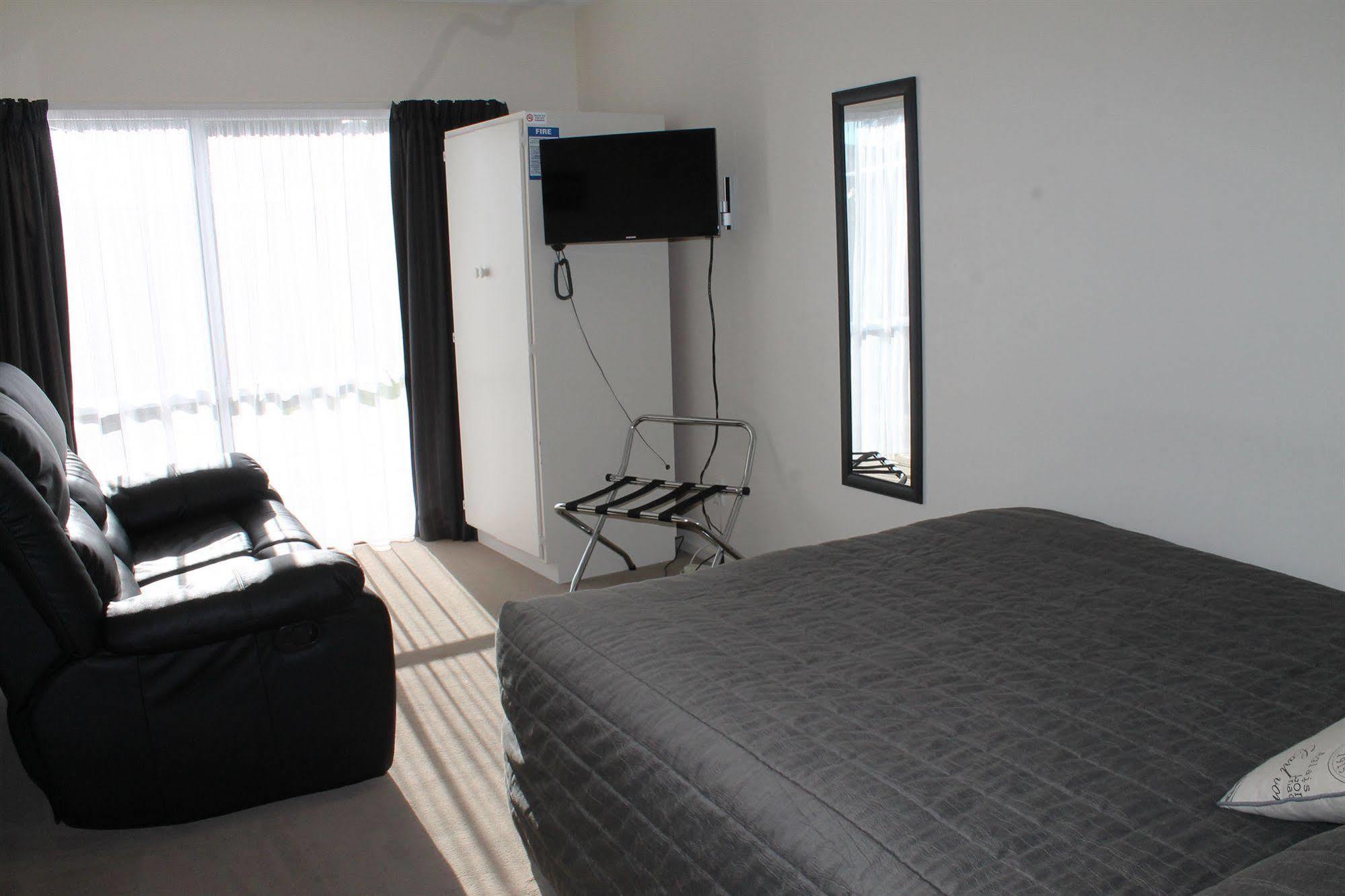 Riverview Motel Whanganui Esterno foto